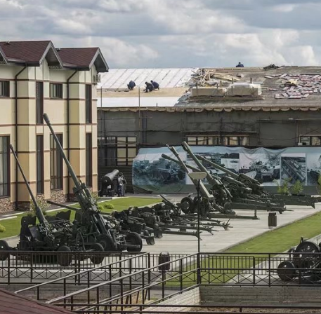 鄂木斯克州軍事博物館