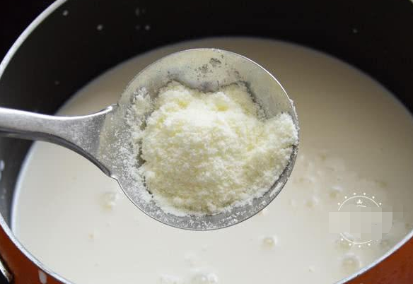 全脂奶粉和脫脂奶粉的區別
