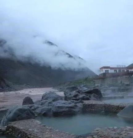 米拉山溫泉