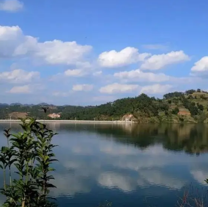 君龍湖水利風景區