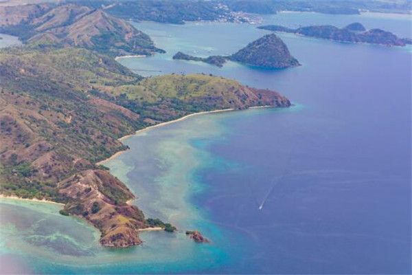 印尼十大島嶼排名 巴厘島無疑居榜首，其它的也都是美Cry