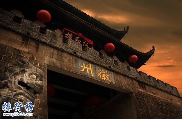 中國四大古城，雲南麗江古城是由木氏先祖遷至於此