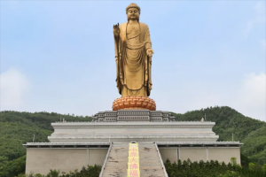 世界十大最高塑像，第一是世界最高佛像，第二被吐槽最醜