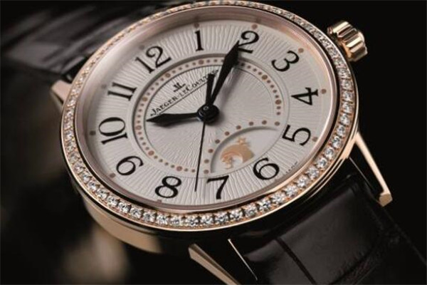 世界十大手錶品牌，百達翡麗被譽為是藍血貴族