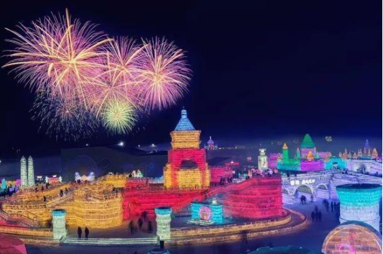 國內最佳十大旅遊勝地 上海迪士尼樂園是首選,稻城亞丁浪漫不已