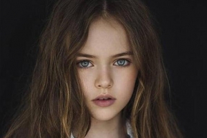 世界第一美少女僅9歲 顏值超高名副其實的世界嫩模