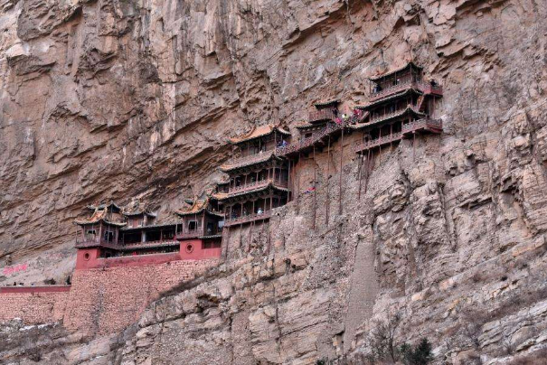 世界最不穩定的十大建築 第一來自中國，屹立1500年不倒