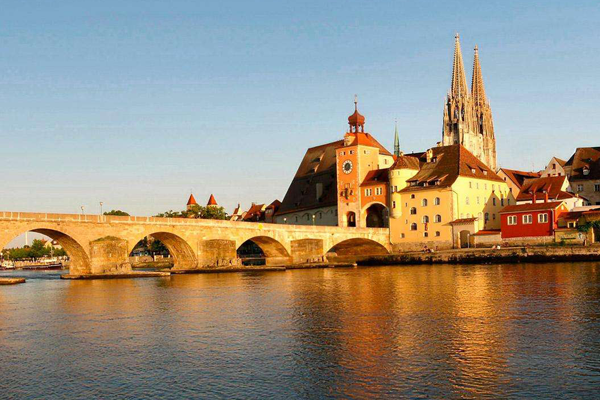 德國十大最美小鎮：梅爾斯堡紅酒聞名世界,第一是德國縮影