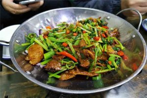 武漢十大湘菜館排名:彭廚上榜，第8狗肉特色