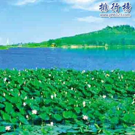 方正蓮花湖