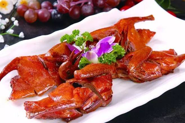 粵菜十大名菜排行榜  白切雞乳鴿上榜，第一名竟然是這個菜