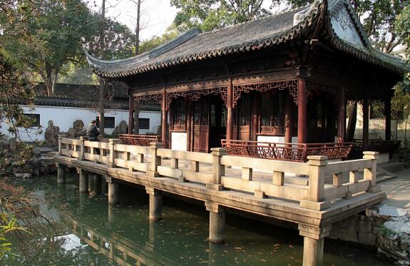 上海五大名勝古蹟 豫園居第一，玉佛寺必游
