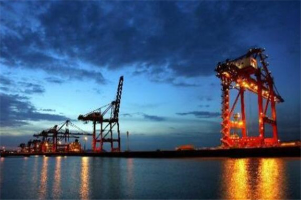 世界十大港口 鹿特丹港曾是最繁忙的港口，我國七個上榜