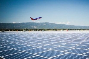 世界上最乾淨清潔的機場 100%太陽能供電