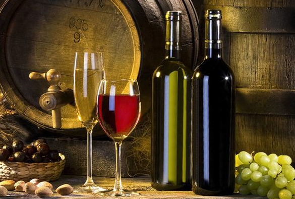 白葡萄酒和紅葡萄酒的區別