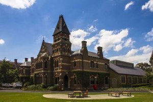 澳洲八大名校排行榜，昆士蘭大學上榜，第一竟是它