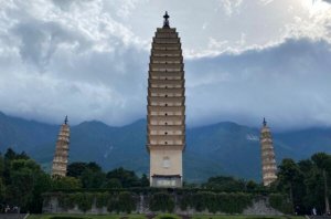 中國最美十大古塔 開封鐵塔上榜，第一位於雲南省境內