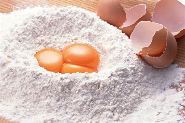 雞蛋麵粉面膜的功效是什麼