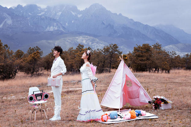 西藏旅拍婚紗照多少錢