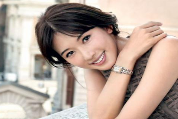 中國公認十大美女演員 劉亦菲排名第6，第一名是她毫無爭議