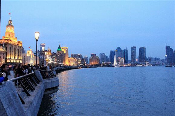 上海最有名的地方 外灘屬經典，其餘個個也都是人氣爆棚