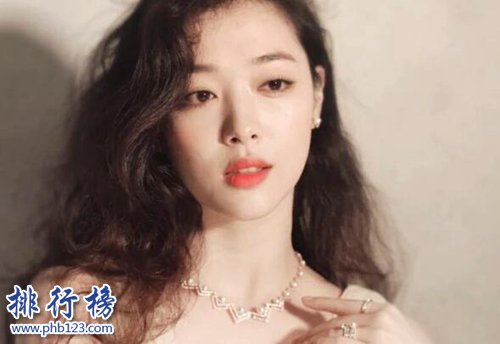 2018年韓國十大最美女明星，林允兒第三，全智賢第一！