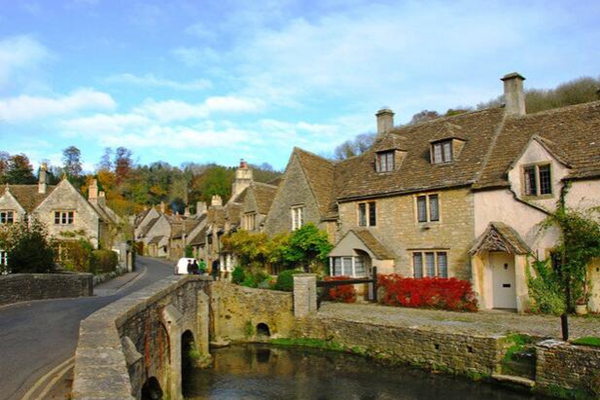 英國十大最美的小鎮,童話故事中的小鎮，你喜歡哪一種