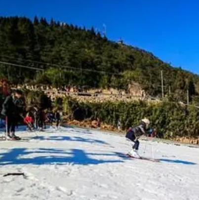 玉蒼山滑雪場