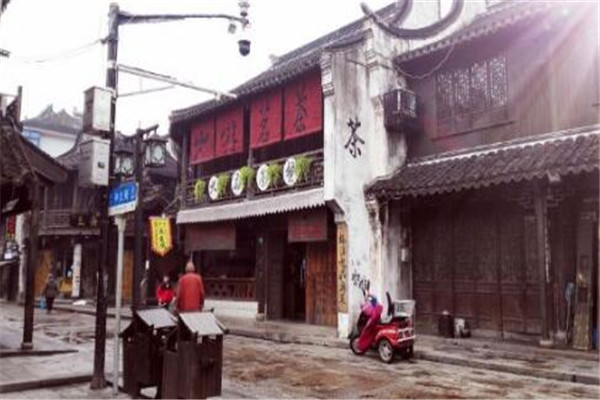 上海必去的地方排名 甜愛路上榜，你去過幾個了