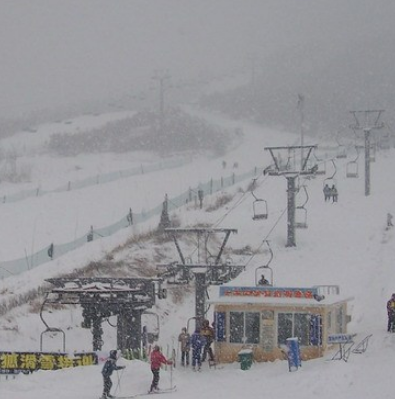 安波滑雪場