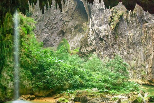 中國著名十大水洞洞穴