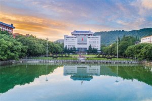 湖南十大學校排行榜：湘潭大學上榜，第二前身是嶽麓學院