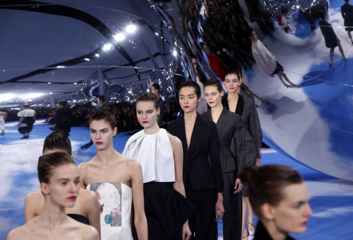 全球十大時裝秀排行榜 巴黎時裝周位列第一，你最愛看哪一個