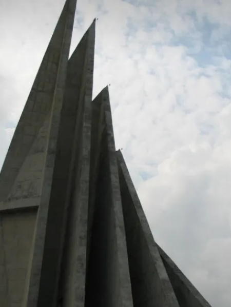 孟加拉國家烈士紀念碑