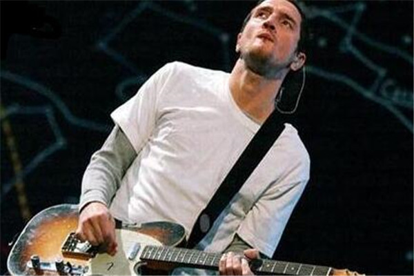 世界十大吉他手排名，史蒂維·雷·沃恩拿葛萊美獎拿到手軟