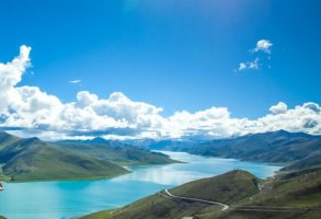 西藏旅遊團15日游報價:人均八千起(感受美如仙境的西藏)