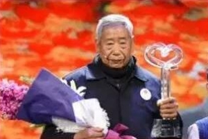 2015感動中國十大人物,女排主教練郎平上榜(附視頻)
