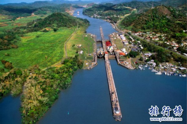 世界三大運河,中國京杭大運河裡程最長（全長1797千米）