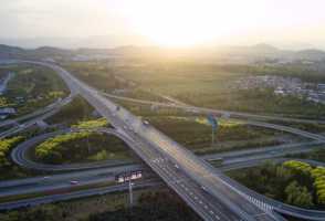 中國各省高速公路里程排名一覽表：上海西藏未過千，首位11211公里