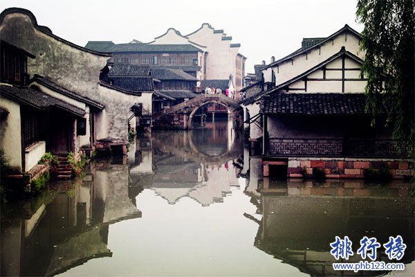 中國十大古鎮 中國最值得一去的旅遊勝地