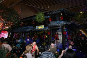 武漢十大熱門酒吧排名:A+live上榜，第一火爆全網
