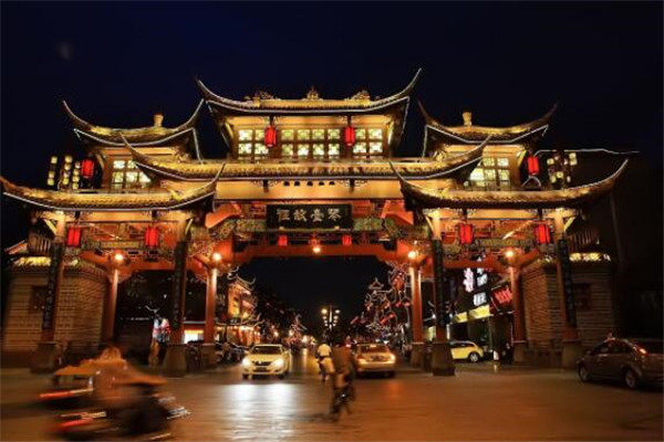 中國一生必須去的城市 成都的美食，桂林的山水你都感受過嗎