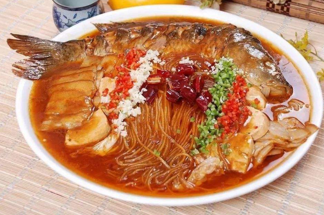 黑龍江十大美食 哈爾濱熏雞上榜，冷麵最受歡迎