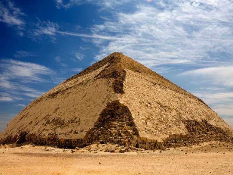 探秘全球十大金字塔