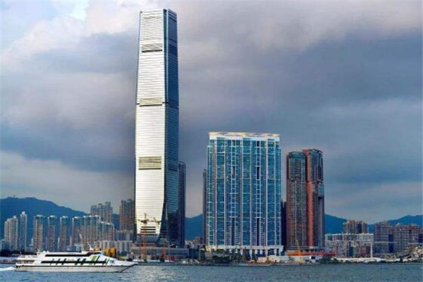 世界十大高樓 我國多座上榜，哈利法塔裡面設計奢華