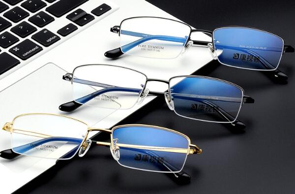 十大純鈦眼鏡架品牌，無憂品質讓佩戴更舒適！