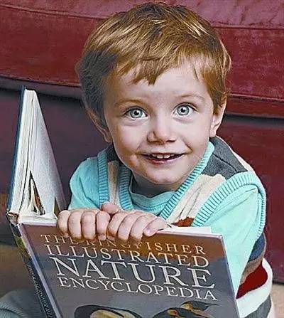 世界上智商最高的小孩，艾麗斯·阿莫斯(3歲時智商超愛因斯塔)