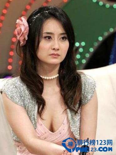 中國胸部最美的十大女明星排行榜 陳喬恩排榜首