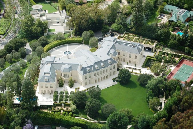 美國十大最豪華的豪宅 赫斯特城堡4億美元，第二買房送布加迪