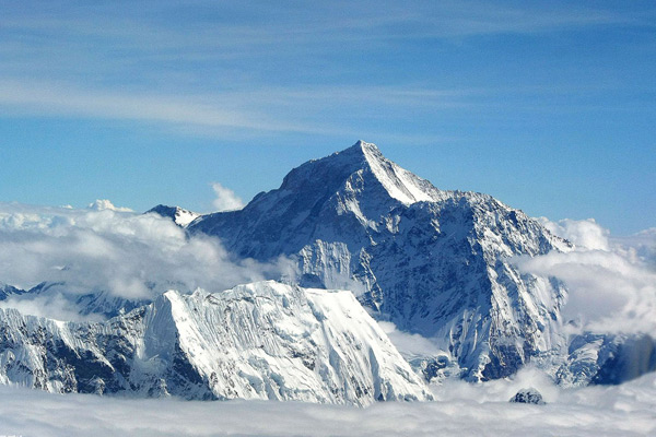 世界十大高峰排名 洛子峰